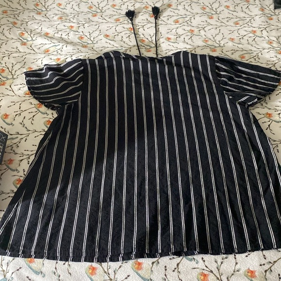 Joe Fresh tunic blouse - Picture 2 of 7